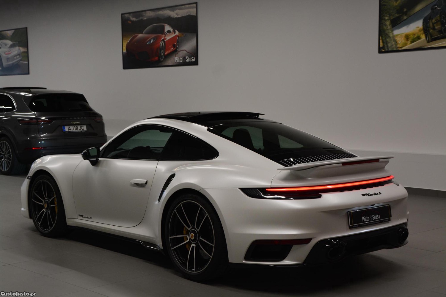 Porsche 911 Turbo S - 25 — photo 4