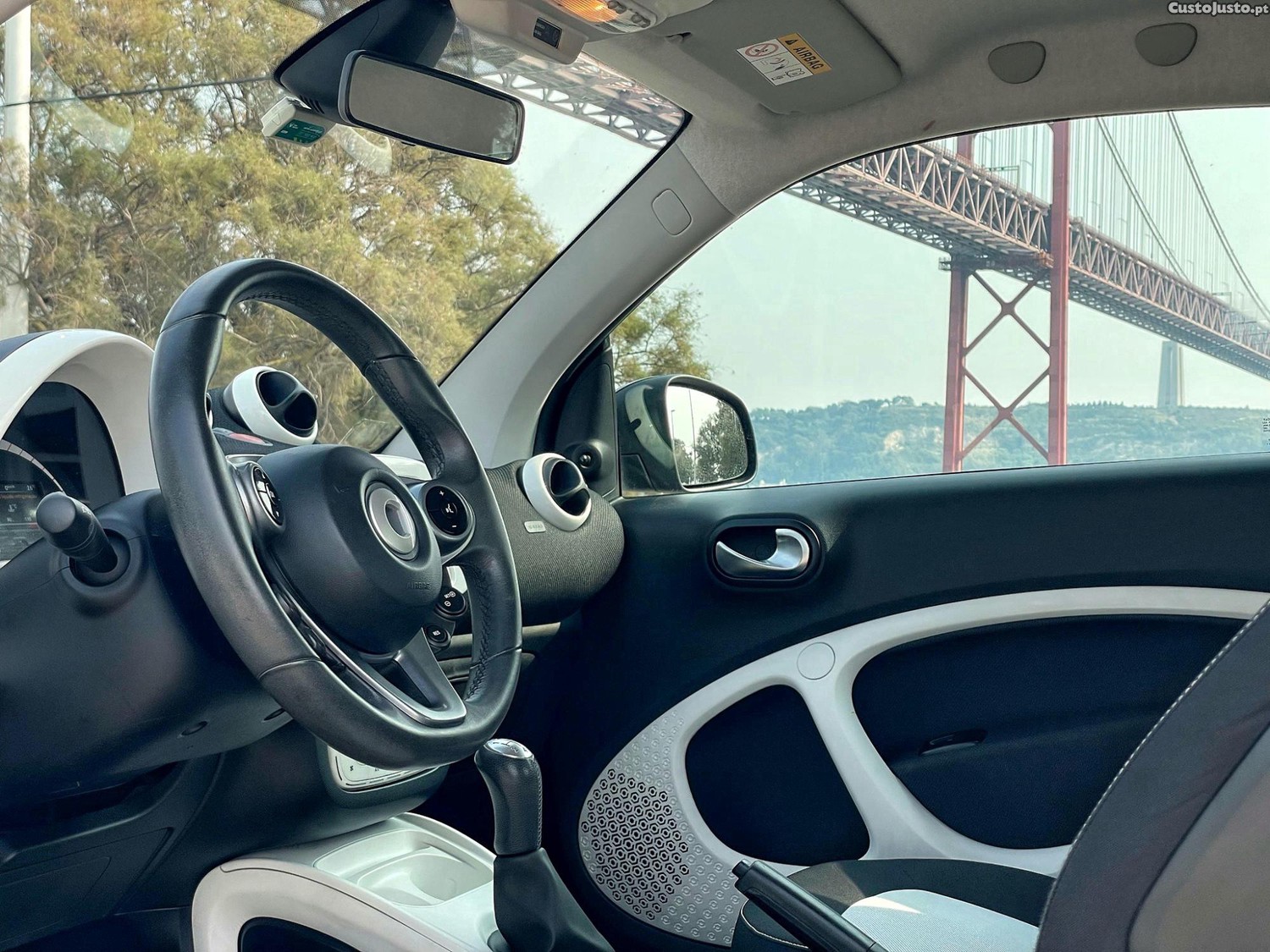 Smart ForTwo Coupe - 15 — photo 5