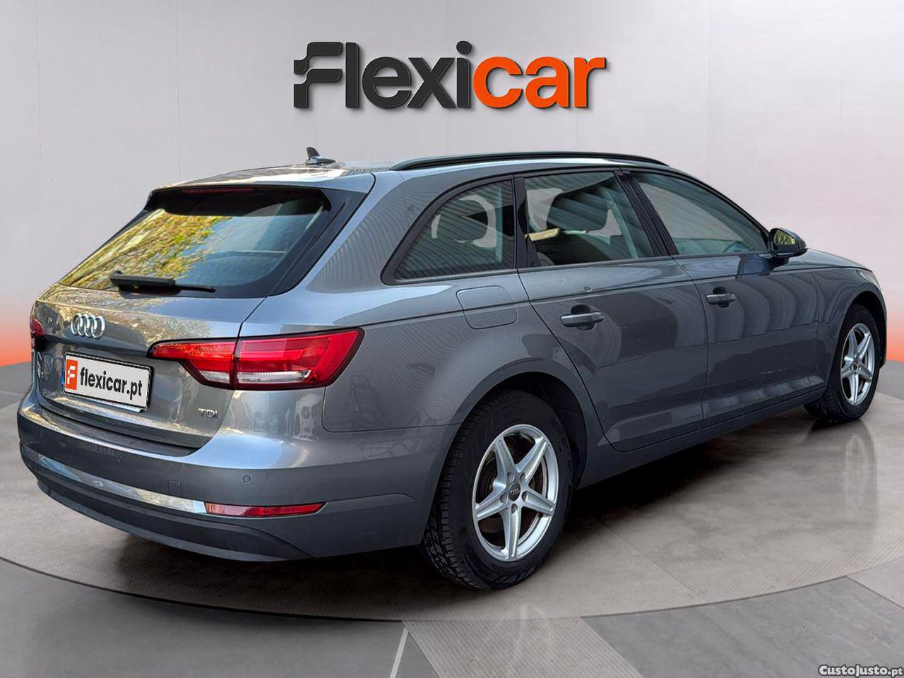 Audi A4 Avant 2.0 TDI S tronic — fotografia 12