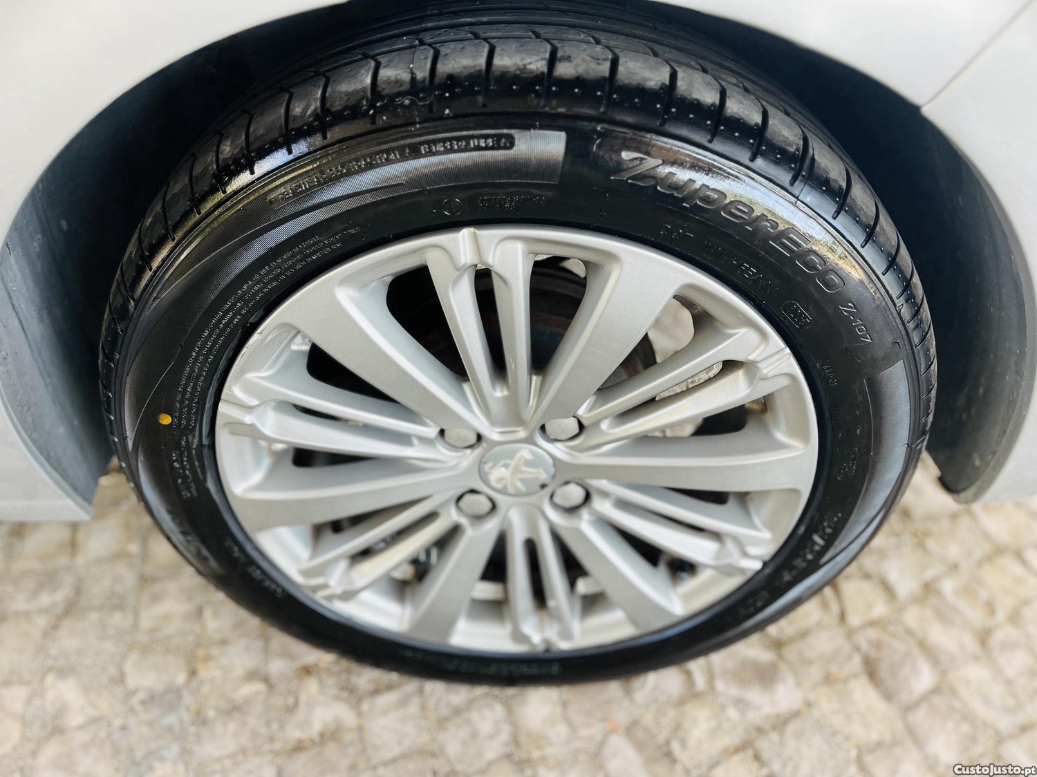 Peugeot 208 1.2 Style 82 Cv — fotografia 6