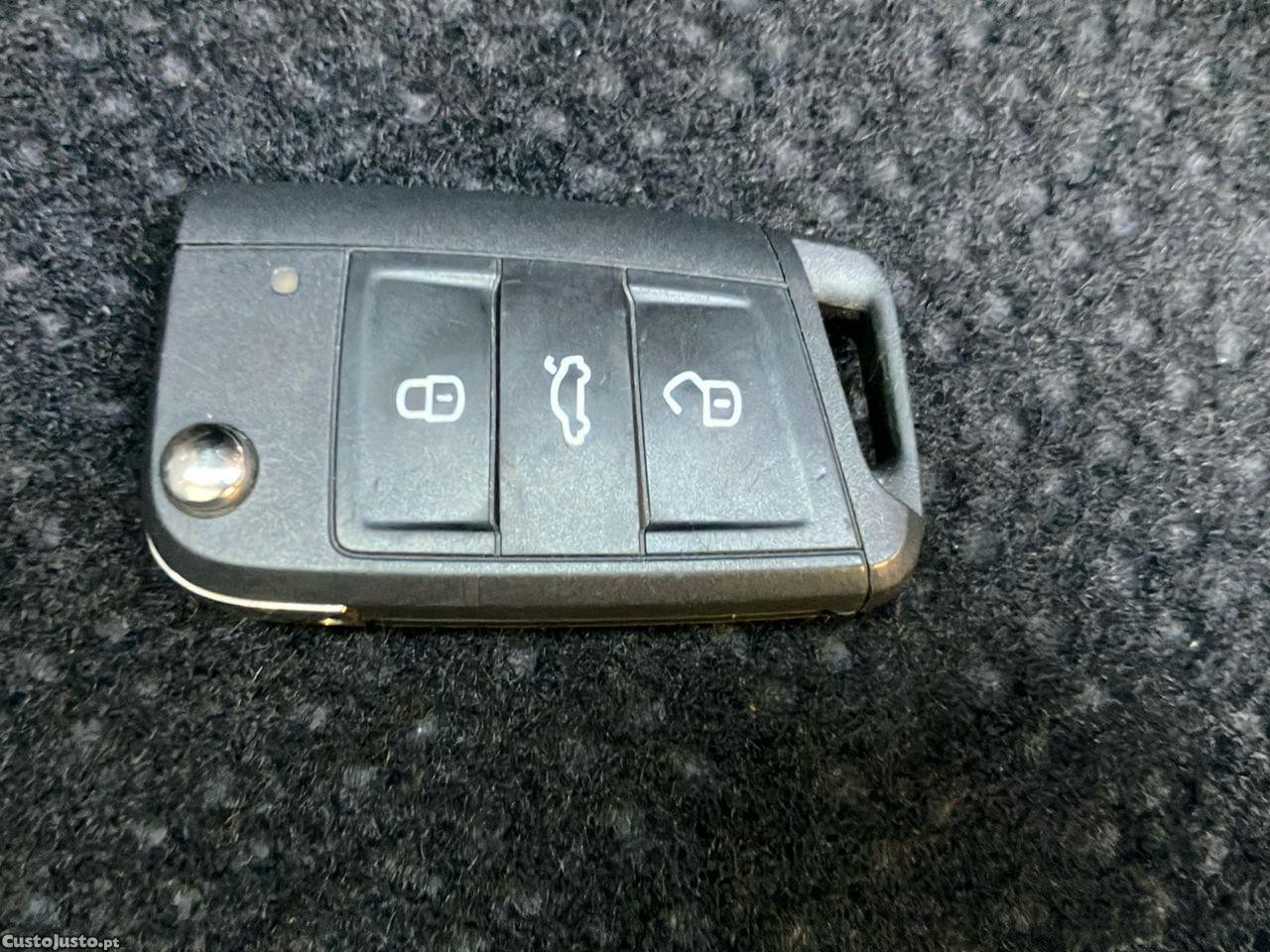 SEAT Leon ST 1.6 TDI FR S/S — fotografia 2