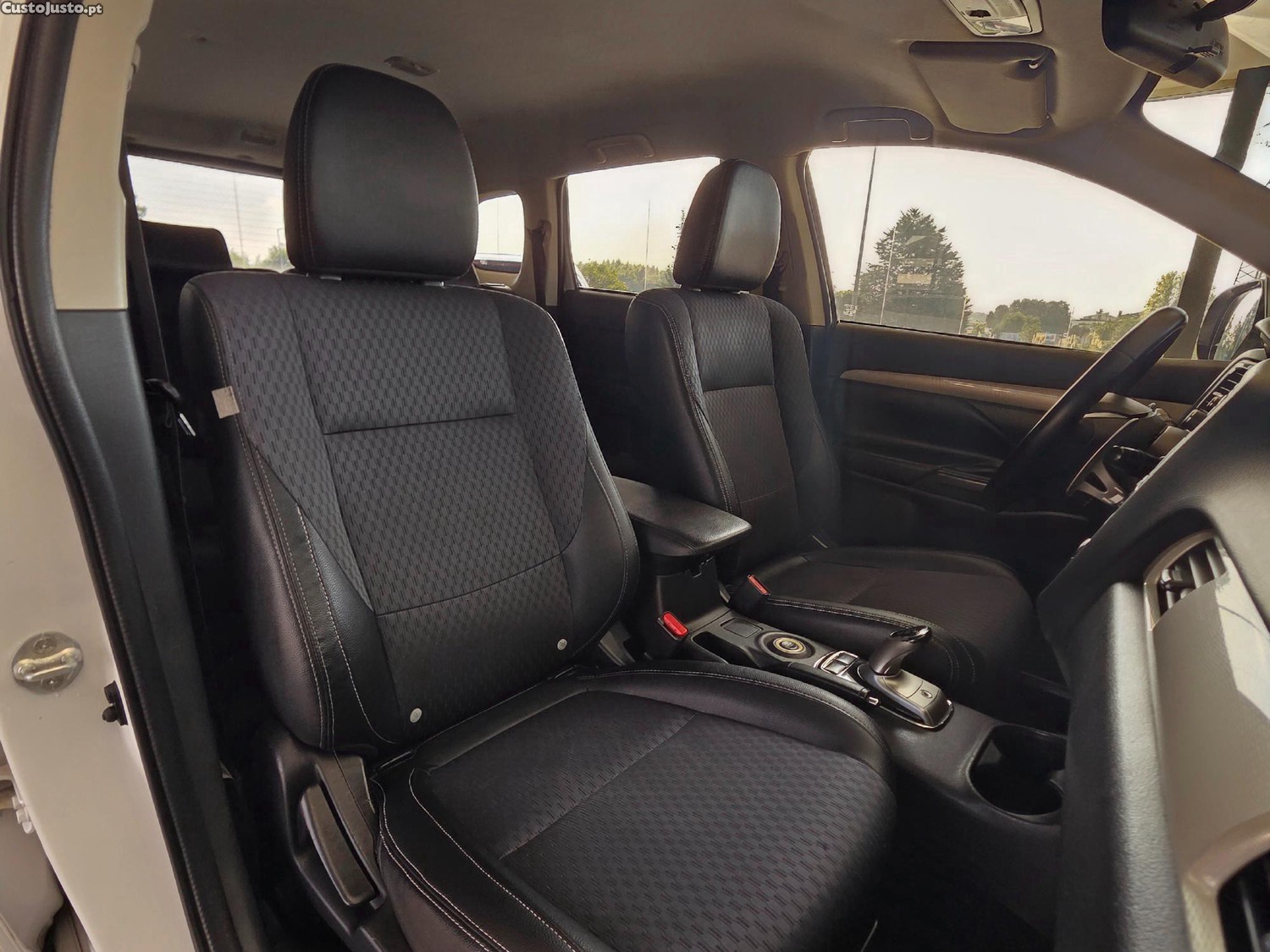 Mitsubishi Outlander 2.0 PHEV Intense Navi - 15 — photo 5