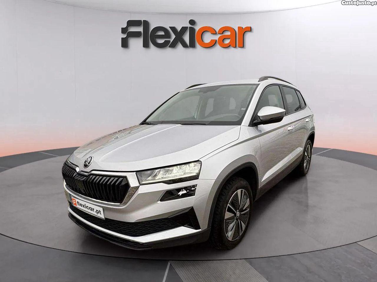 Skoda Karoq 1.0 TSI — fotografia 15