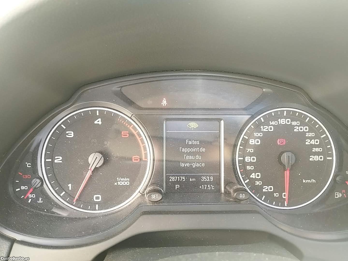 Audi Q5 Quatro V6 240 ch - 08 — photo 4