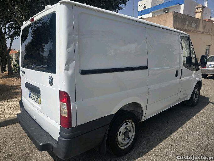 Ford Transit 110T280 — fotografia 5