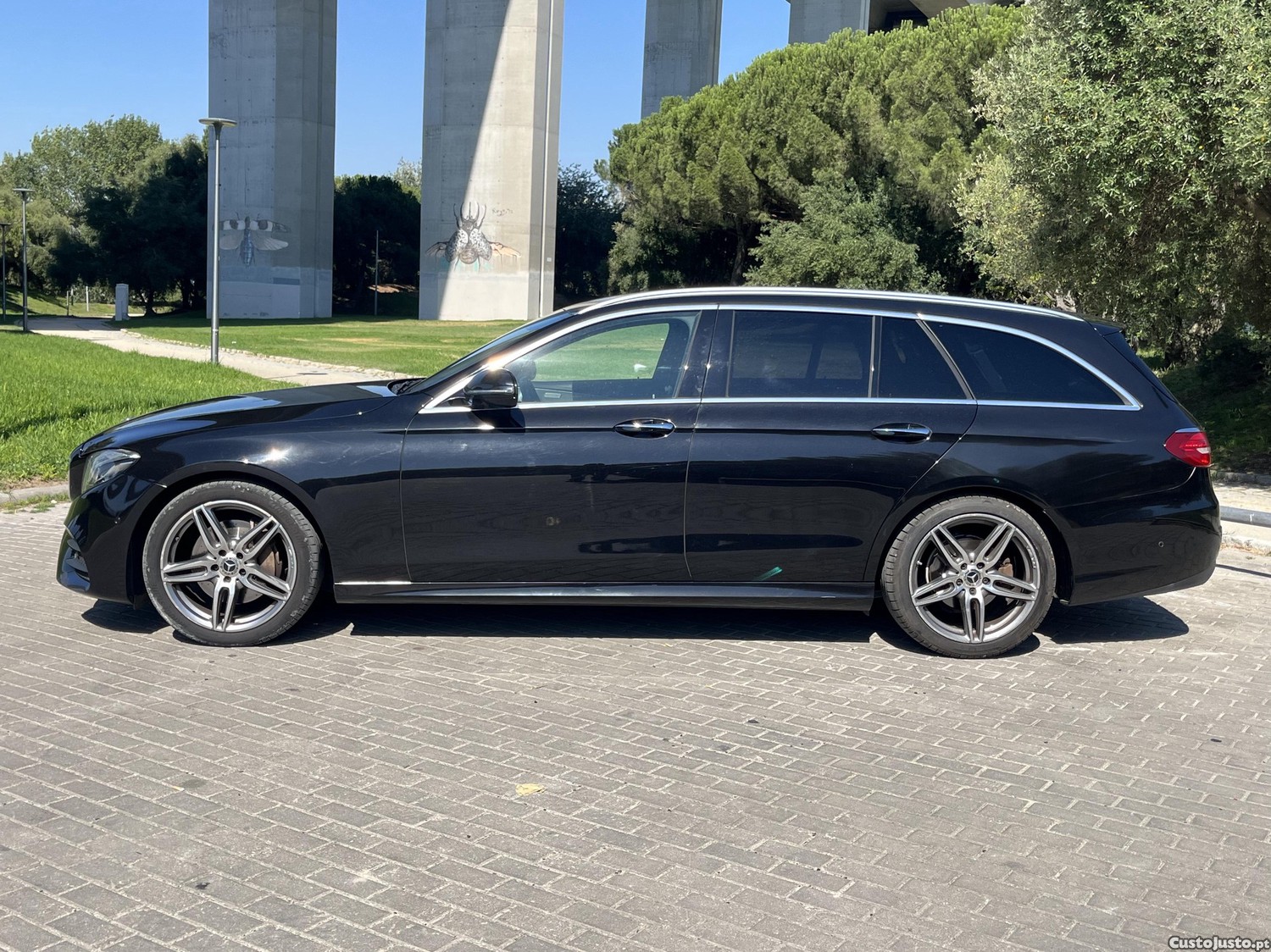 Mercedes-Benz E 220 d AMG 7 Lugares — fotografia 7