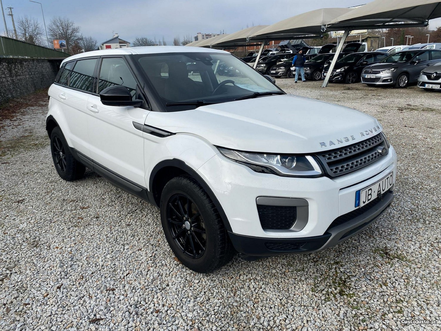 Land Rover Evoque 2.0 eD4 SE — fotografia 15