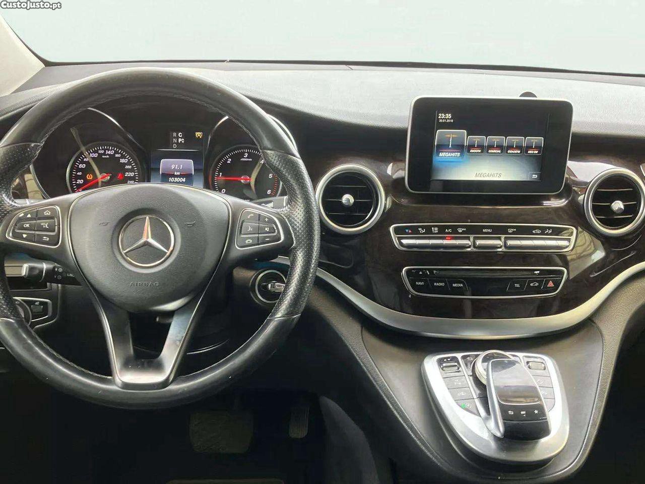 Mercedes-Benz V 220 d Longo Avantgarde Aut. — fotografia 15