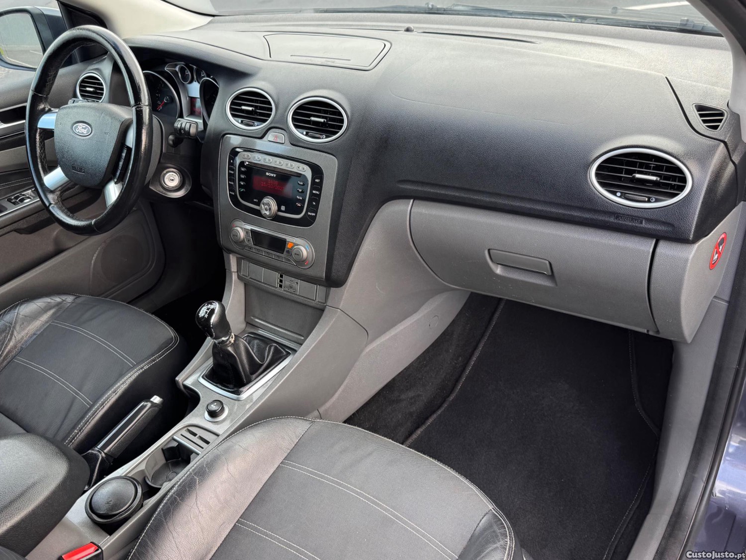 Ford Focus 1.6 TDCI Poucos Kms Impecável - 09 — photo 4