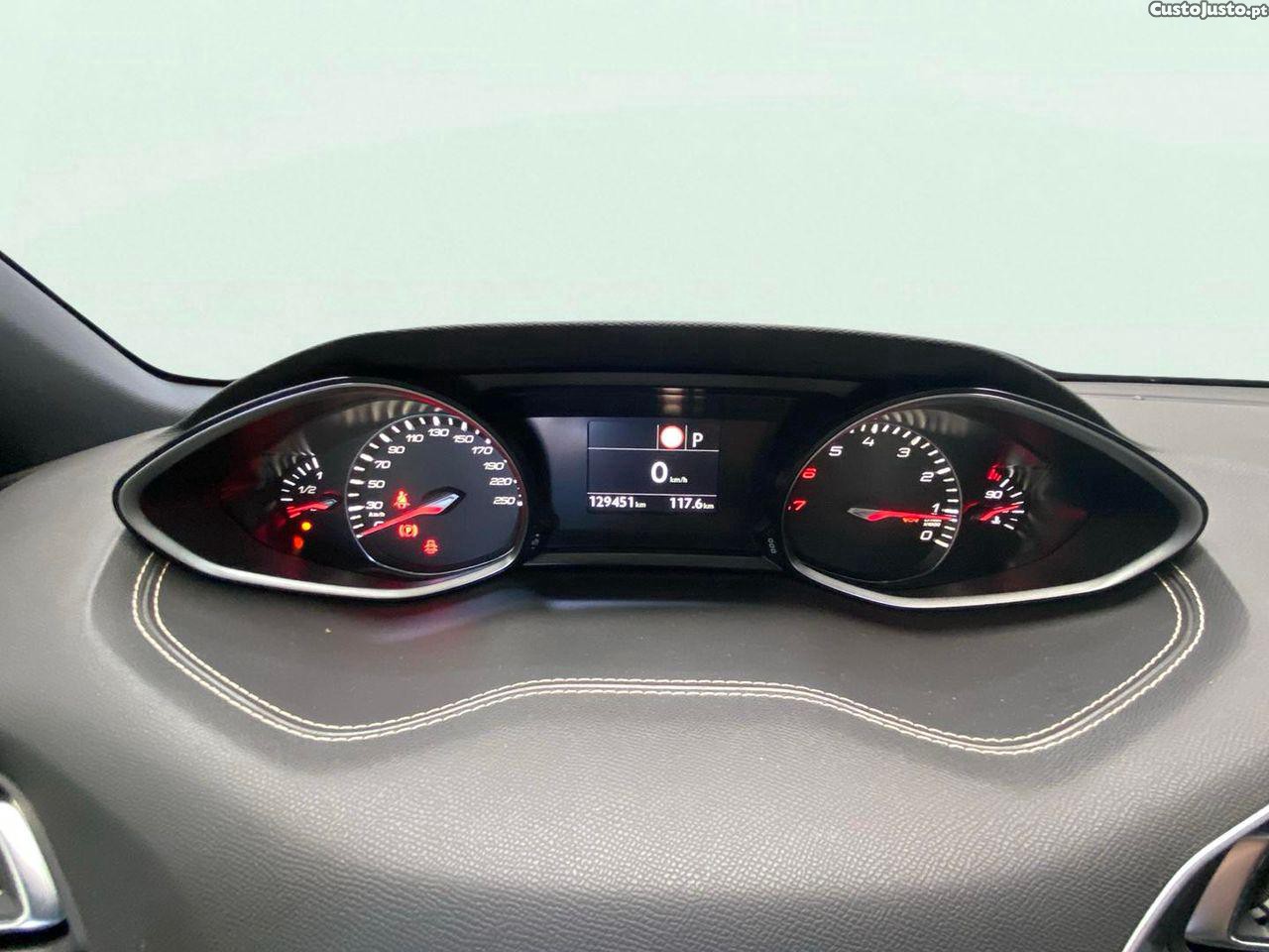 Peugeot 308 1.2 PureTech GT Line — fotografia 9