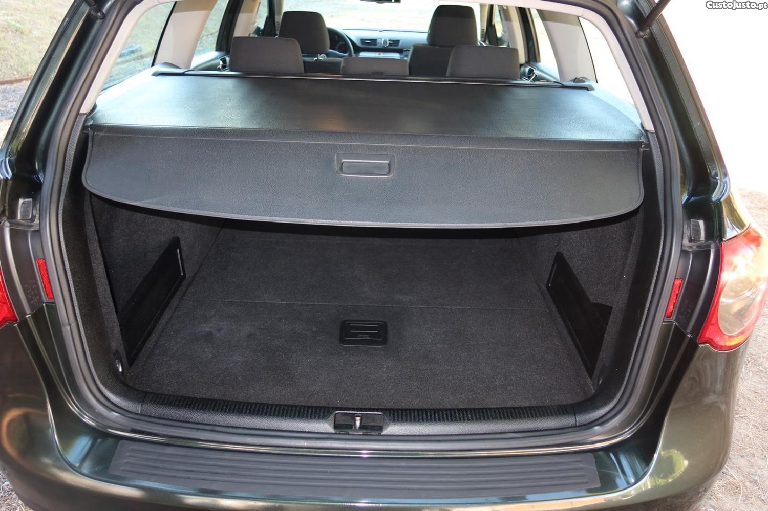 VW Passat Variant 2.0 tdi - 07 — photo 5