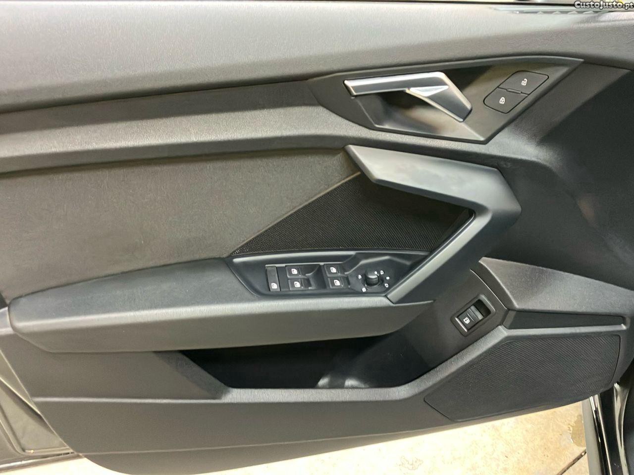 Audi A3 Sportback 45 TFSIe S tronic S line — fotografia 6