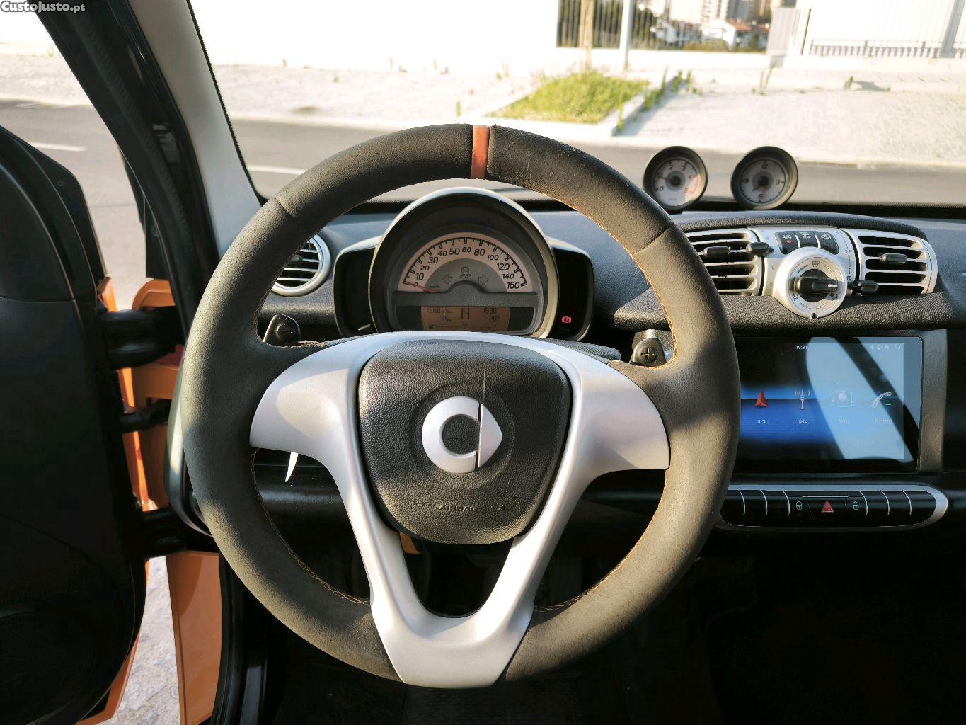 Smart Fortwo 0.8 CDI NIGHT ORANGE — fotografia 3