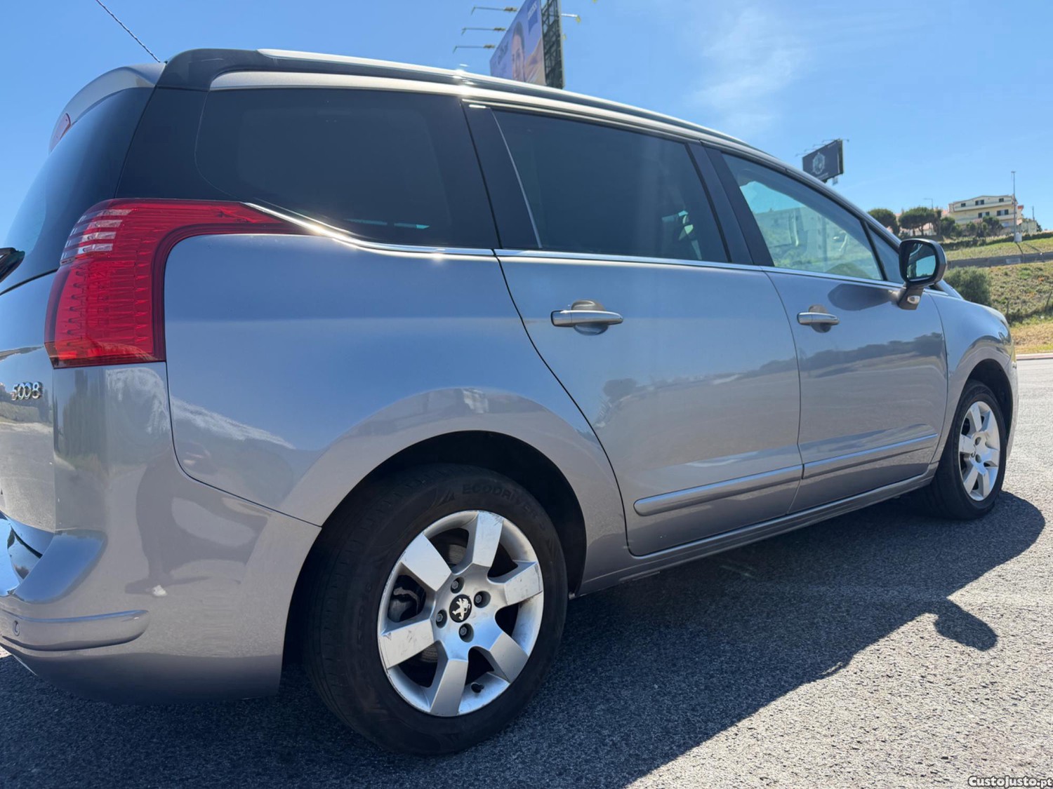 Peugeot 5008 1.6 Hdi 7 lugares - 14 — photo 2