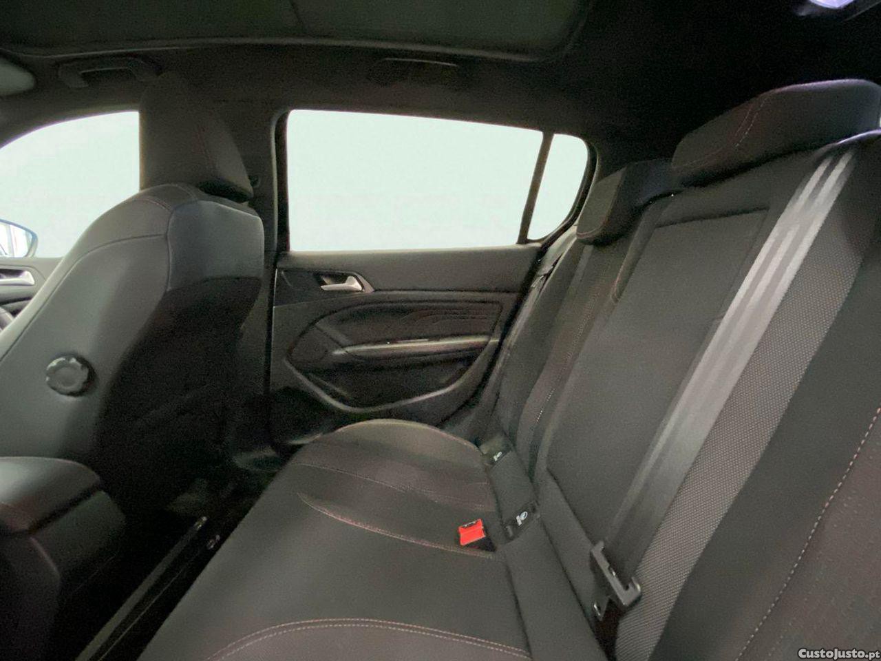 Peugeot 308 1.2 PureTech GT Line — fotografia 4