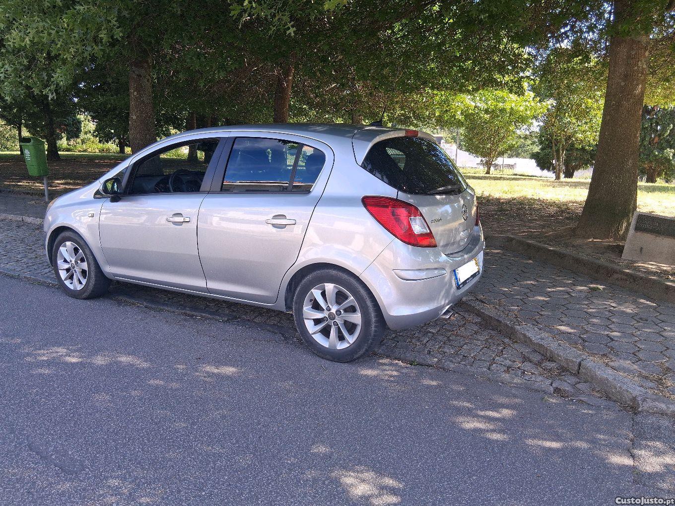 Opel Corsa 1.3 Cdti — fotografia 4