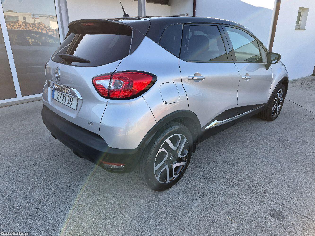 Renault Captur 1.5 dci - 14 — photo 3
