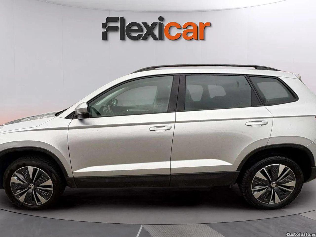 Skoda Karoq 1.0 TSI — fotografia 14