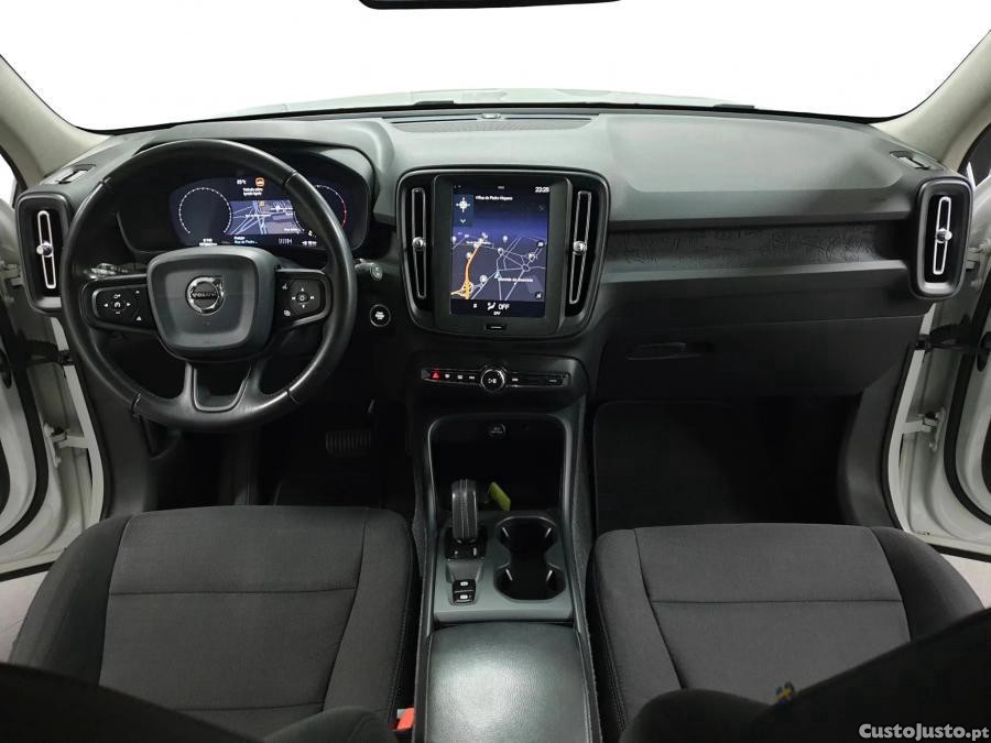 Volvo XC40 2.0 D3 Momentum Gear - 18 — photo 5