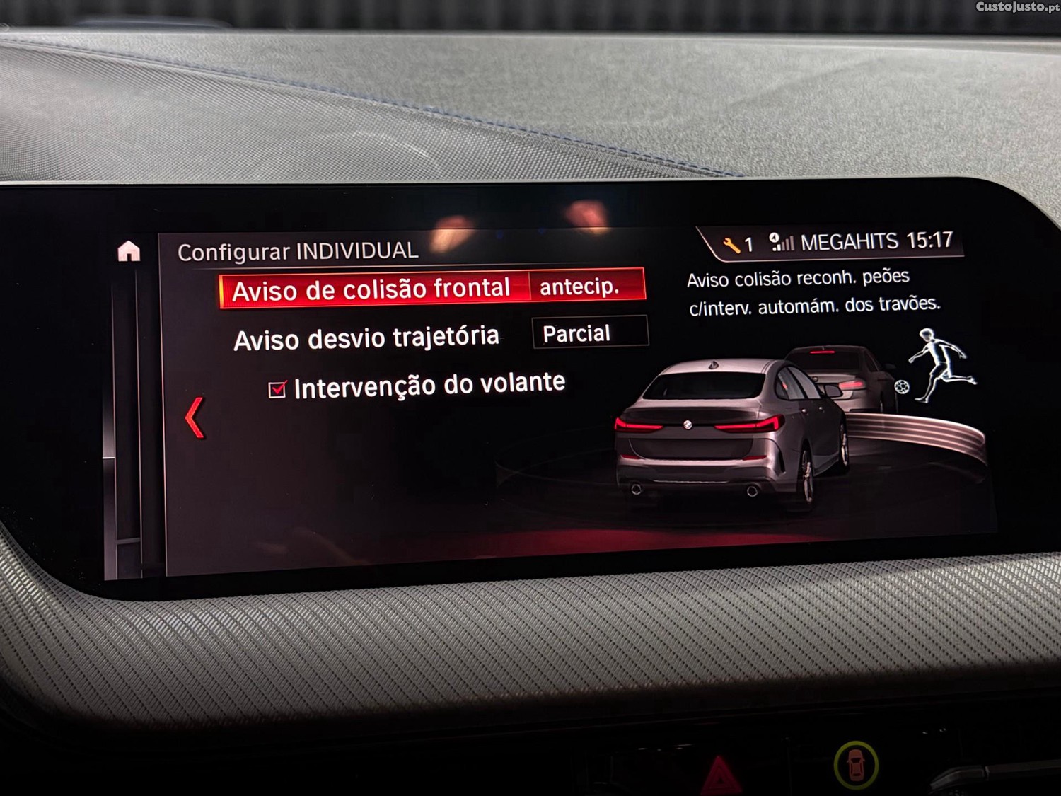 BMW 216 d Pack Desportivo M — fotografia 2