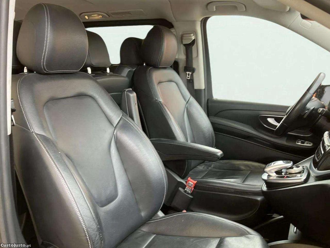 Mercedes-Benz V 220 d Longo Avantgarde Aut. — fotografia 11