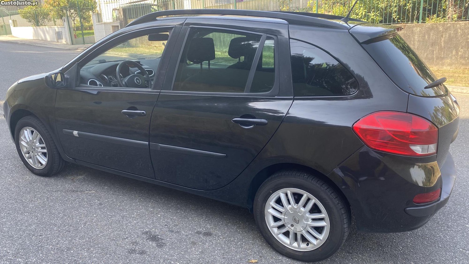 Renault Clio 1.5 DCI Break — fotografia 11