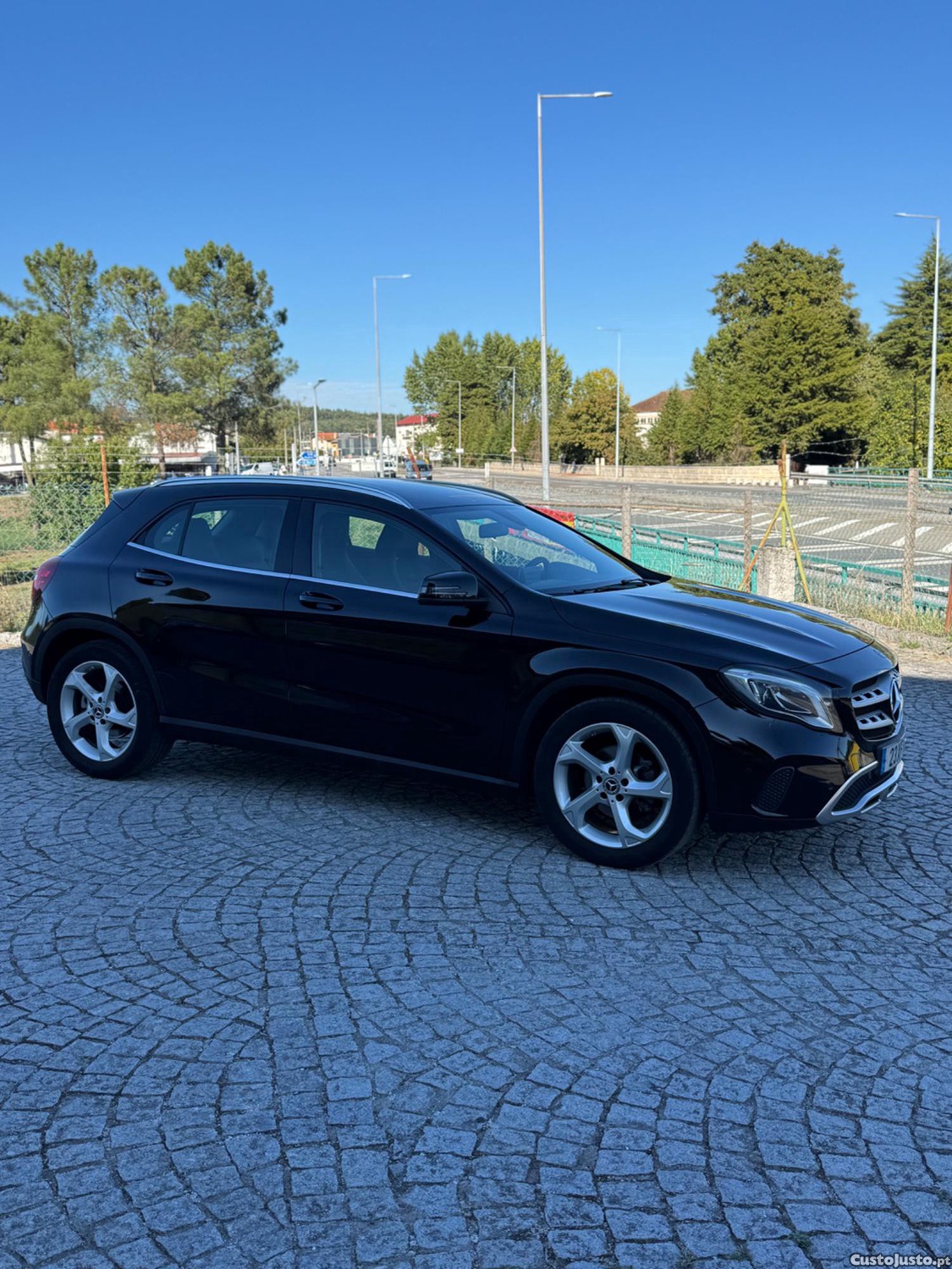 Mercedes-Benz GLA 180 D Urban - 17 — photo 2