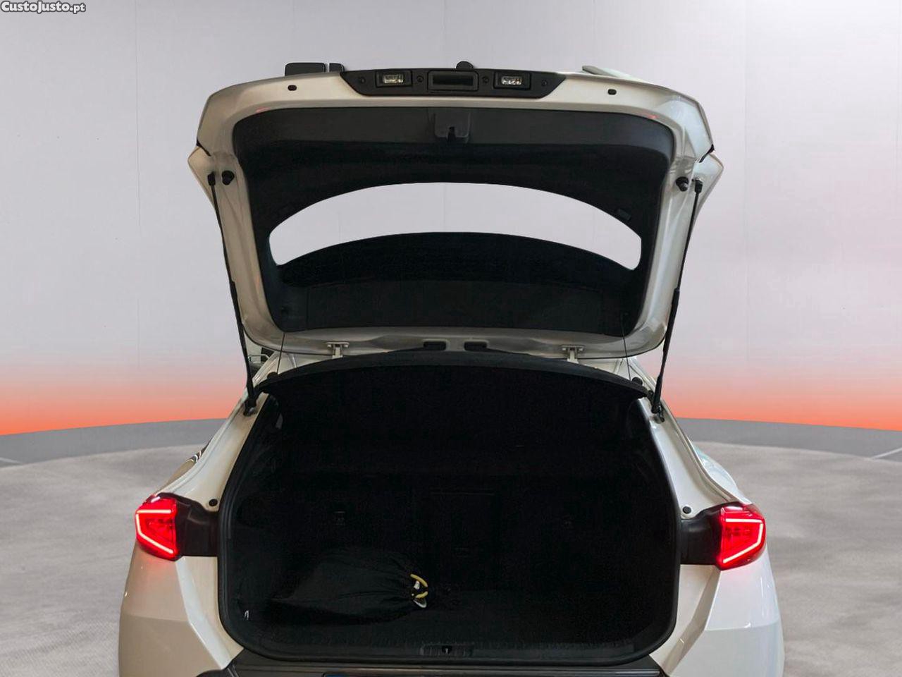 CUPRA Formentor 1.4 e-Hybrid DSG — fotografia 5