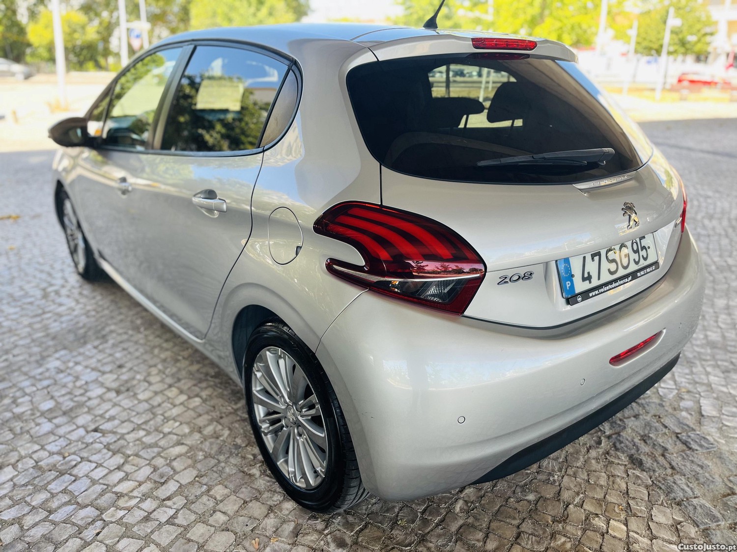 Peugeot 208 1.2 Style 82 Cv — fotografia 7