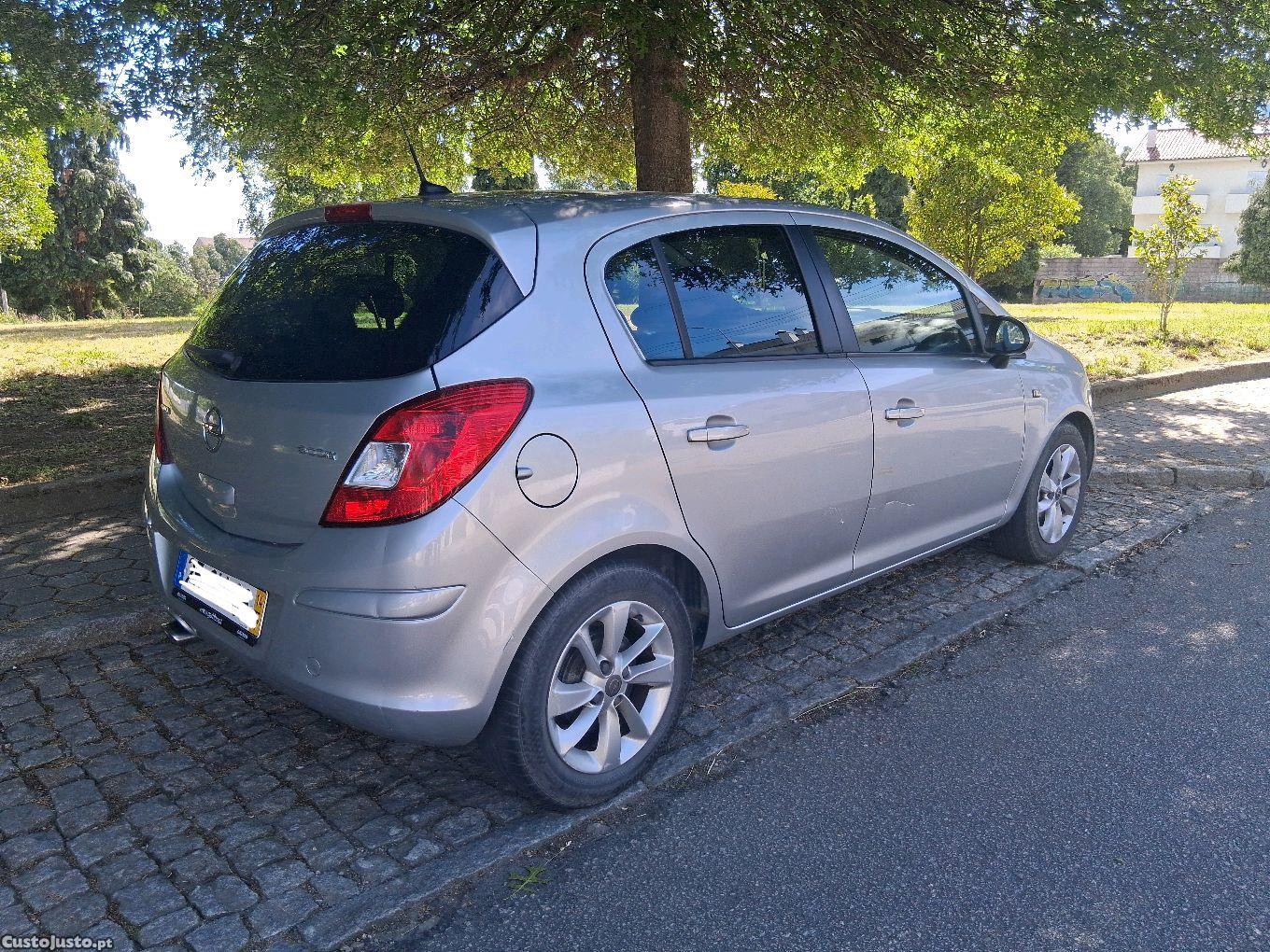 Opel Corsa 1.3 Cdti — fotografia 3