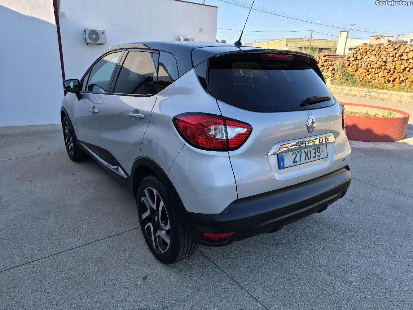 Renault Captur 1.5 dci - 14 — photo 4