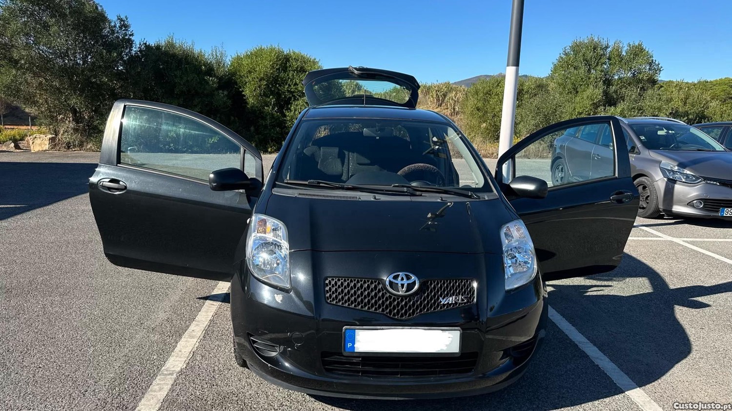 Toyota Yaris 1.4 d4d — photo 2