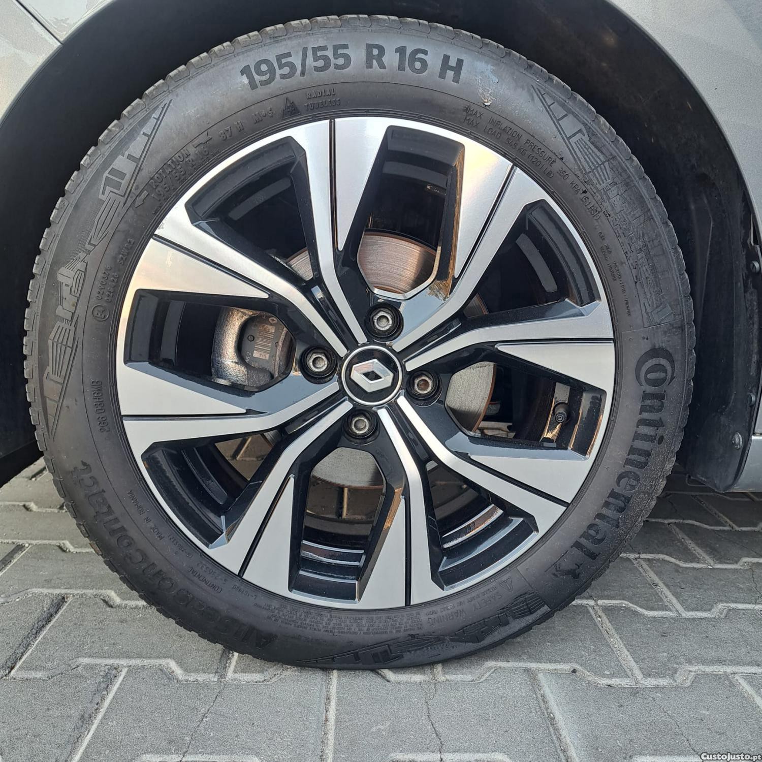 Renault Clio 1.0 TCe Evolution — fotografia 8