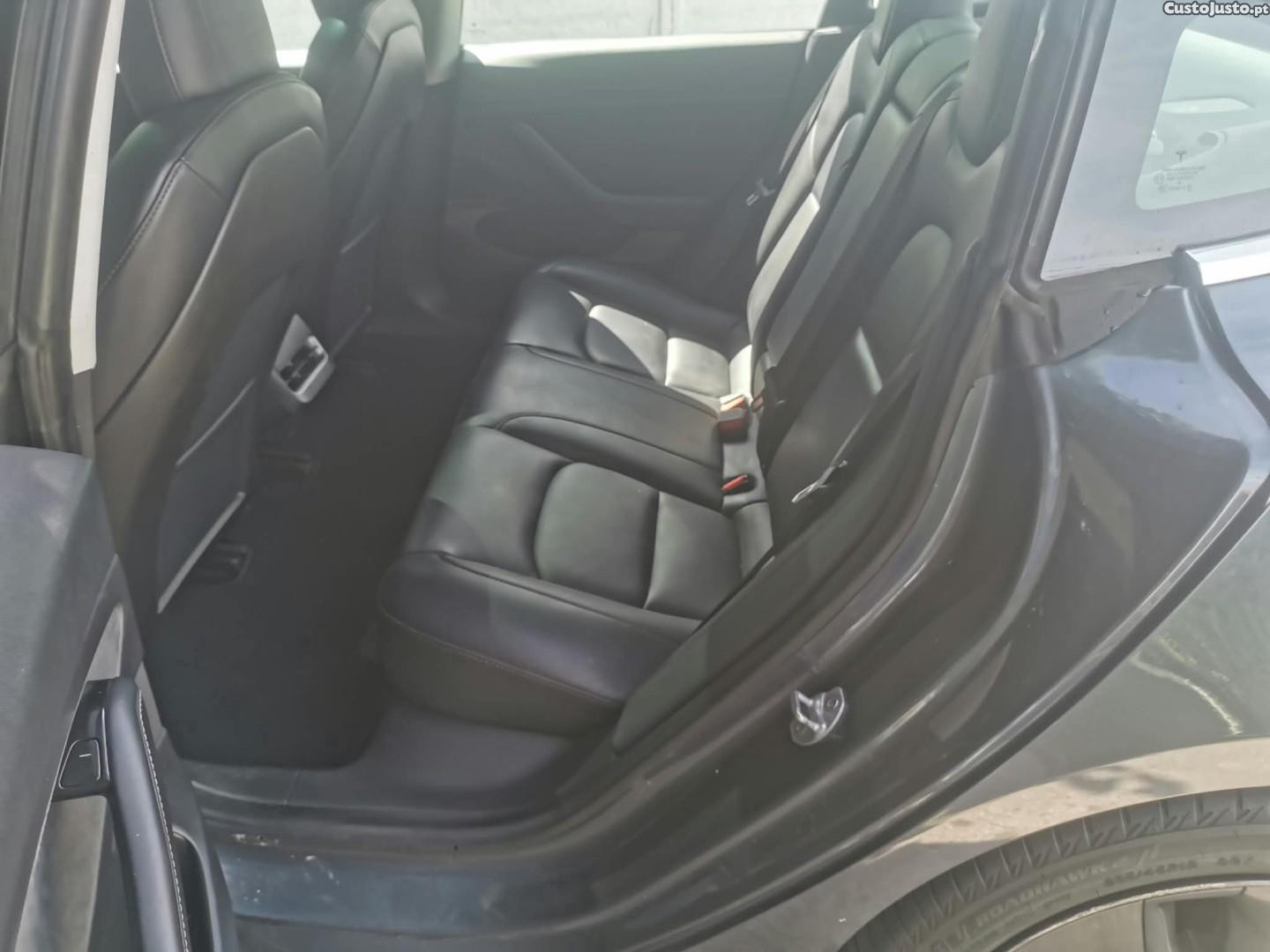 Tesla Model 3 Long Range RWD Business — fotografia 8