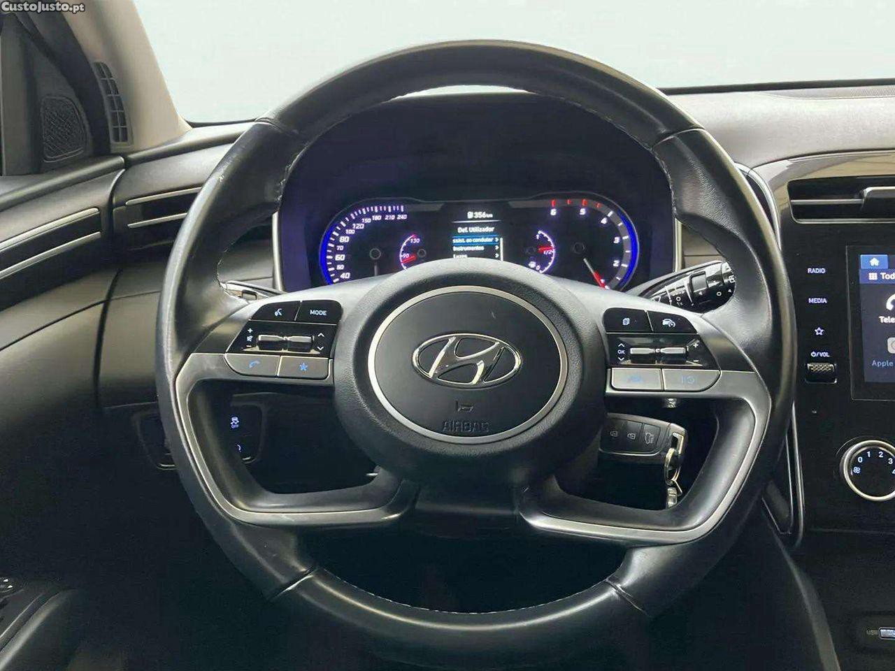 Hyundai Tucson 1.6 T-GDI PREMIUM — fotografia 8