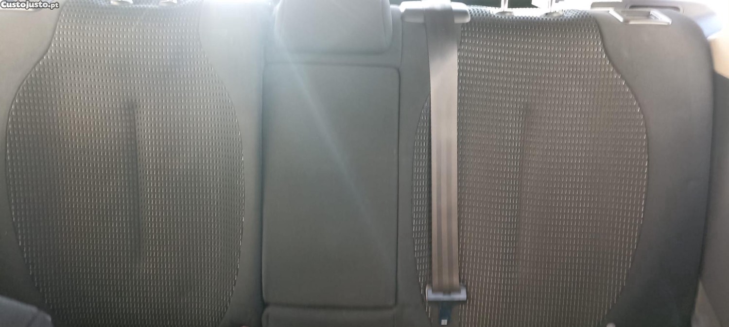 Citroën C4 1.6 Diesel - 07 — photo 5