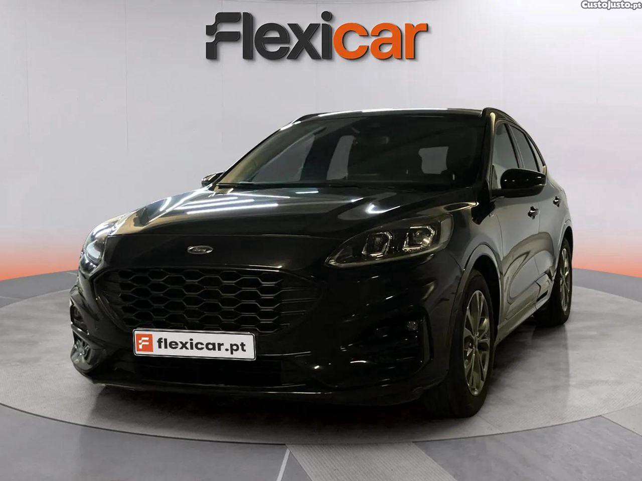 Ford Kuga 1.5 TDCi EcoBlue ST-Line — fotografia 21