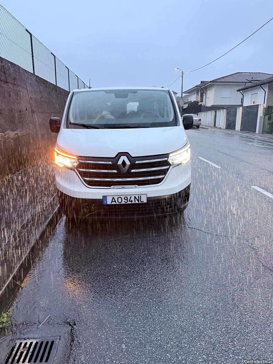 Renault Trafic trafic — fotografia 2