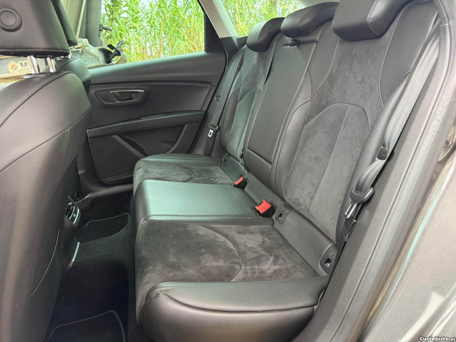SEAT Leon 2.0 TDI 150cv Cx DSG Full Extras — fotografia 5