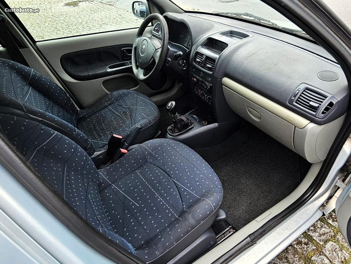 Renault Clio 1.5DCi 197.000kms — photo 5