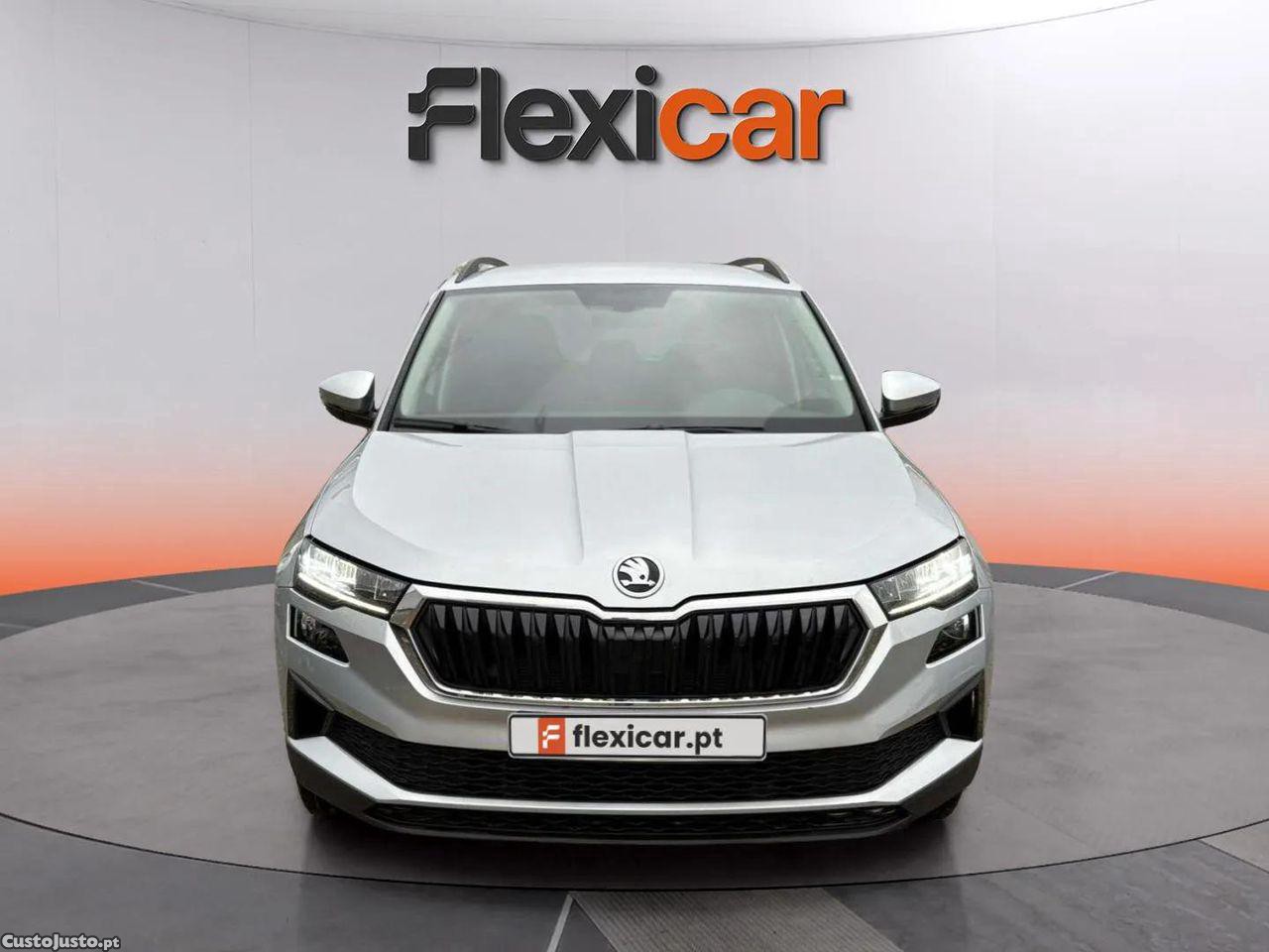 Skoda Karoq 1.0 TSI — fotografia 16