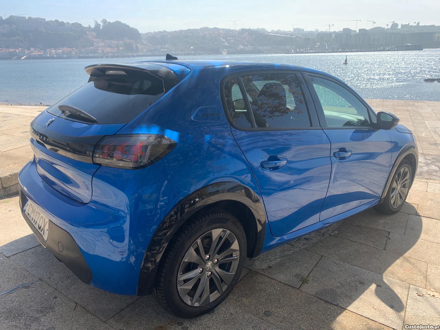 Peugeot e-208 Style - 22 — photo 4