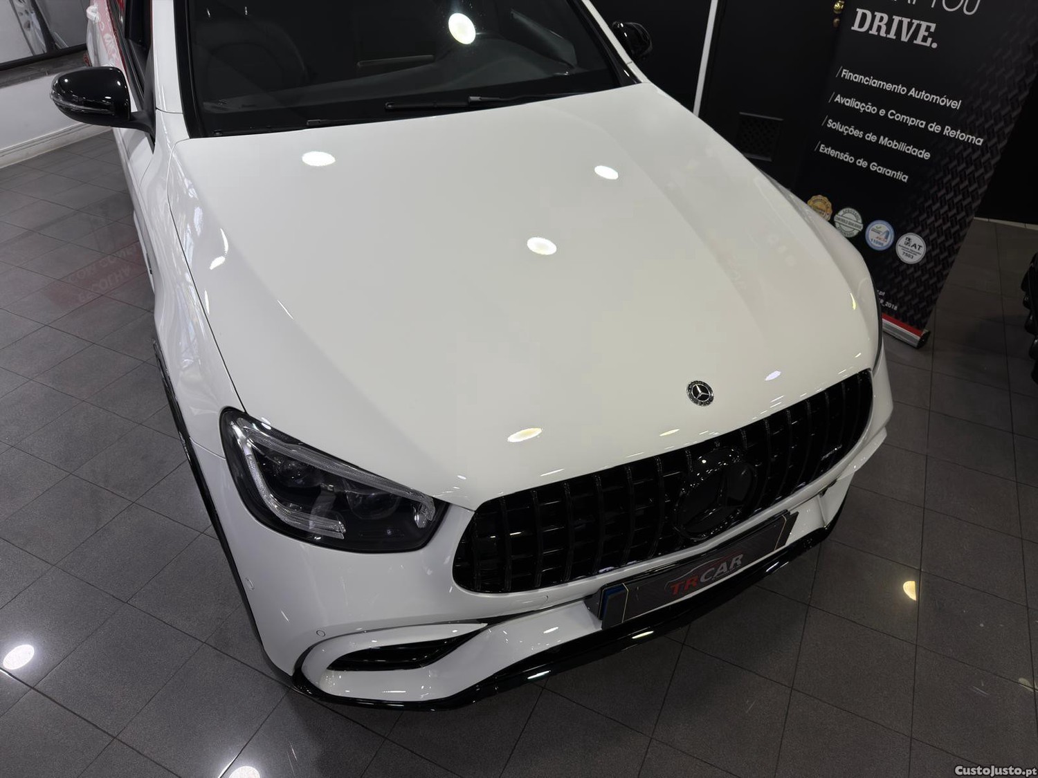Mercedes-Benz GLC 300 de 4Matic — fotografia 16