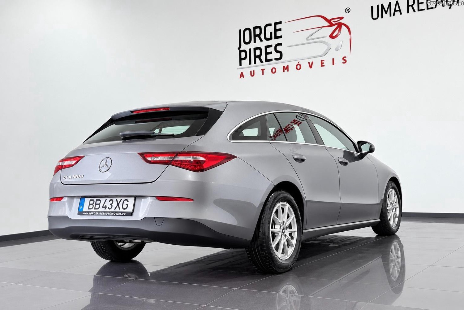Mercedes-Benz CLA 180 D SHOOTING BRAKE PROGRESSIVE AUTO - 23 — photo 5