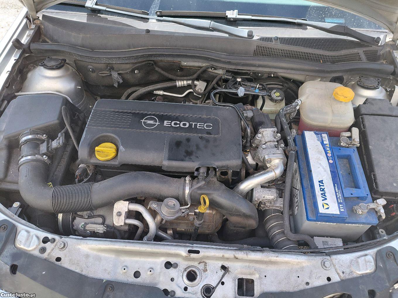 Opel Astra 1.7 cdti 125cv — photo 5