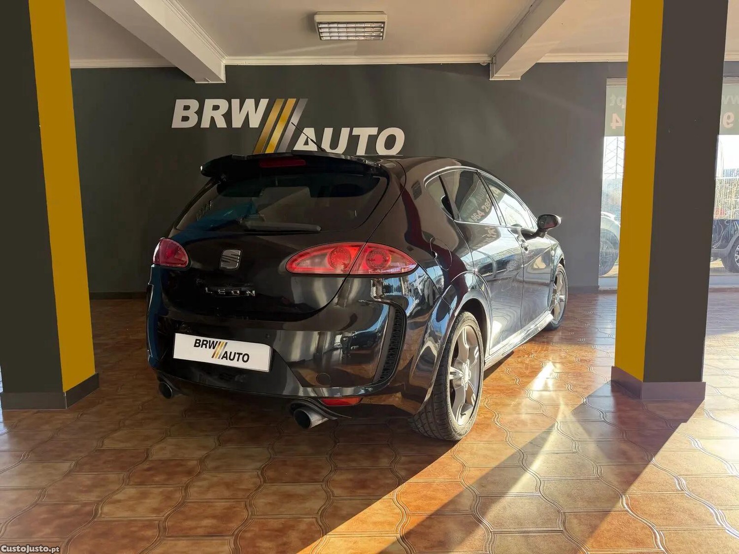 Seat Leon 1.4 TSi Linea R - 09 — photo 5