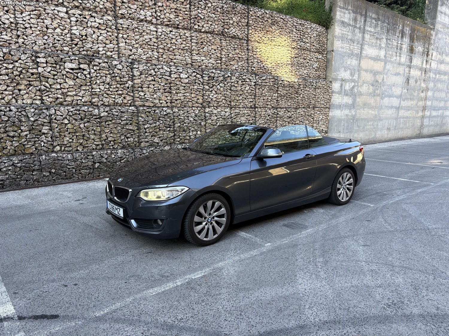 BMW 220 Luxury — fotografia 2