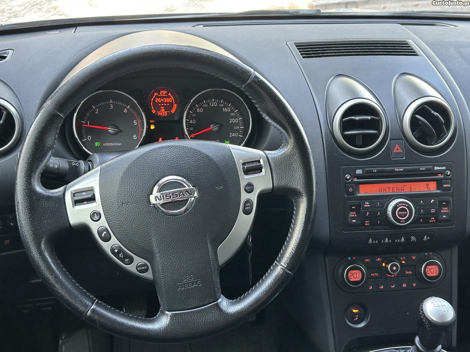 Nissan Qashqai 1.5dci - 09 — photo 5