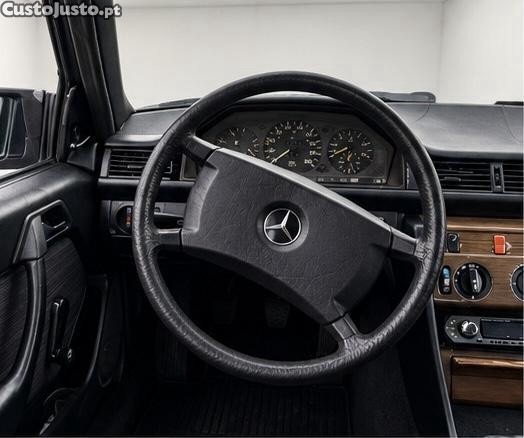Mercedes-Benz E 250 W124 - 96 — photo 2