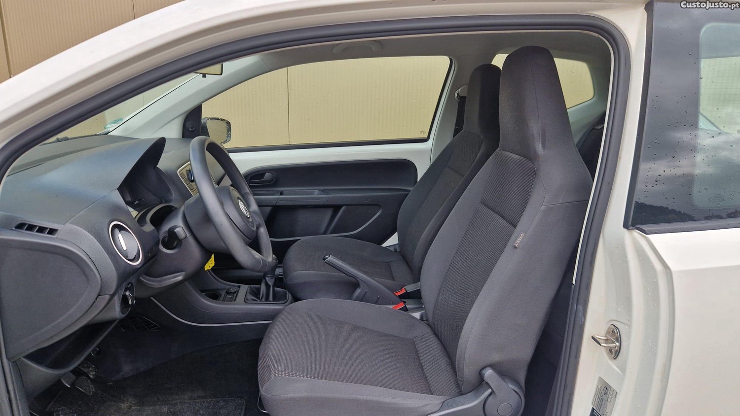 VW Up! 1.0 MPI — photo 5